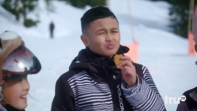 Big Trick Energy S01E09 1080p HEVC x265-MeGusta EZTV