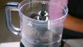 Blue Ribbon Baking Championship S01E03 1080p WEB h264-EDITH EZTV