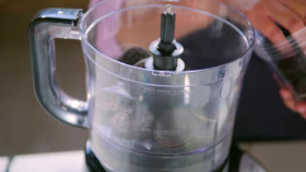 Blue Ribbon Baking Championship S01E03 XviD-AFG EZTV