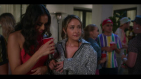 Boo Bitch S01E01 1080p WEB H264-PECULATE EZTV