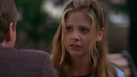 Buffy the Vampire Slayer S01E10 XviD-AFG EZTV