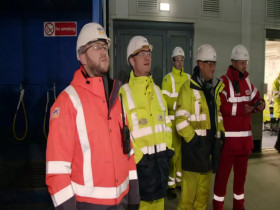 Building Britains Biggest Nuclear Power Station S01E02 480p x264-mSD EZTV