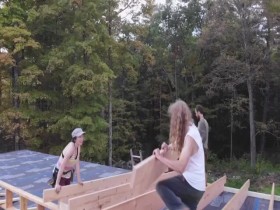 Building Off the Grid on Discovery S08E08 Hudson Valley Retreat 480p x264-mSD EZTV