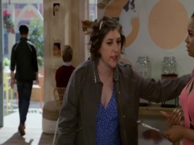 Call Me Kat S01E11 480p x264-mSD EZTV