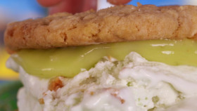 Carnival Eats S12E02 1080p HEVC x265-MeGusta EZTV