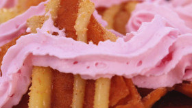 Carnival Eats S12E09 720p HEVC x265-MeGusta EZTV