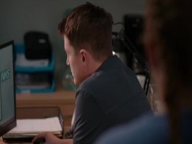 Casualty S34E24 480p x264 mSD eztv