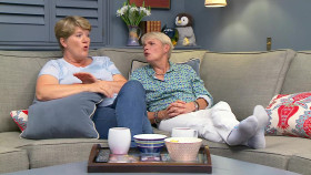 Celebrity Gogglebox S05E01 1080p WEB H264-CBFM EZTV