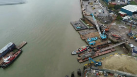 Celebrity Gogglebox S05E06 1080p ALL4 WEB-DL AAC2 0 H 264-NioN EZTV