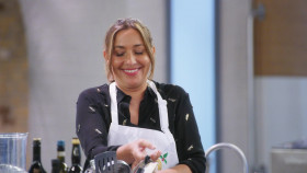 Celebrity MasterChef Christmas Cook-Off S04E01 1080p HDTV H264-DARKFLiX EZTV