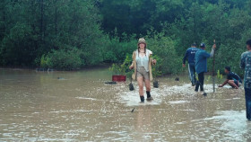 Celebrity Race Across the World S02E01 1080p HDTV H264-DARKFLiX EZTV