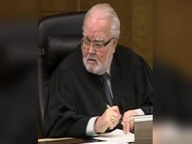 Chaos in Court S01E01 Predators Among Us 480p x264-mSD EZTV