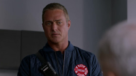 Chicago Fire S13E06 Birds of Prey 1080p AMZN WEB-DL DDP5 1 H 264-FLUX EZTV