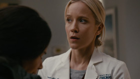 Chicago Med S09E03 What Happens in the Dark Always Comes to Light 1080p WEBRip 10Bit DDP5 1 HEVC-d3g EZTV