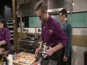 Chopped Sweets S01E12 Breakfast for Dessert iNTERNAL 480p x264 mSD eztv