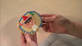 Christmas Cookie Challenge S03E03 Merry Christmas Makeover 720p WEBRip x264 CAFFEiNE eztv