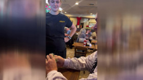 Christmas Wars S02E01 1080p WEB h264-EDITH EZTV