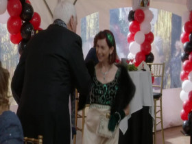 Claws S04E03 480p x264-mSD EZTV