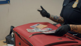 Contraband Seized at the Airport S01E05 1080p WEB h264-FREQUENCY EZTV
