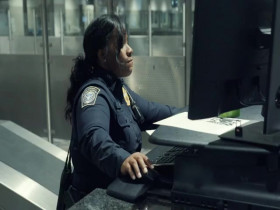 Contraband Seized at the Airport S01E07 480p x264-mSD EZTV