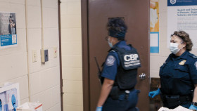 Contraband Seized at the Border S01E01 Babies Hard Drugs and Carrots 1080p AMZN WEB-DL DDP2 0 H 264-FLUX EZTV