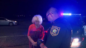 Cops S36E20 720p WEB h264-BAE EZTV