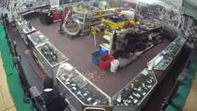 CrimeCam 24 7 S03E04 720p WEB h264-BAE EZTV