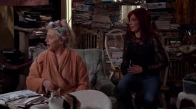 Crowded S01E08 HDTV x264-KILLERS EZTV