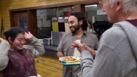 Curb Your Enthusiasm S11E01 1080p HEVC x265-MeGusta EZTV