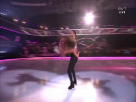 Dancing on Ice S17E05 480p x264-mSD EZTV