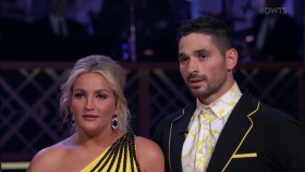 Dancing With The Stars US S32E01 XviD-AFG EZTV