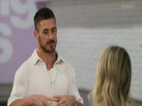 Dancing With The Stars US S33E06 480p x264-mSD EZTV