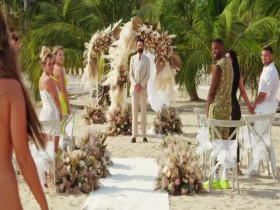 Dating Naked UK S01E10 480p x264-mSD EZTV