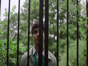 Dead Hot S01E02 480p x264-mSD EZTV