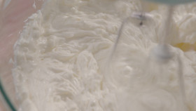 Delicious Miss Brown S10E01 1080p WEB h264-FREQUENCY EZTV