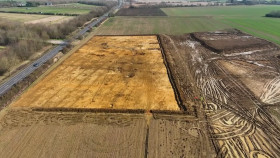 Digging For Britain S12E02 Dinosaur Highway And Roman Sauna 720p HEVC x265-MeGusta EZTV