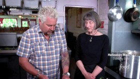Diners Drive Ins And Dives S29E02 Sandwiches Southern and South of the Border 720p WEBRip x264-CAFFEiNE EZTV
