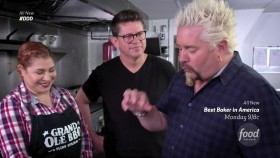 Diners Drive Ins And Dives S30E02 A World of Barbecue 720p HDTV x264-W4F EZTV