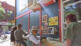 Diners Drive-Ins and Dives S39E04 Triple D Nation Nostalgic Neighborhood Nosh 720p HEVC x265-MeGusta EZTV