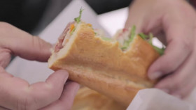 Diners Drive-Ins and Dives S42E07 720p HEVC x265-MeGusta EZTV