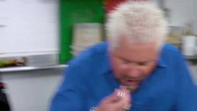 Diners Drive-Ins and Dives S43E02 Surf and Savory XviD-AFG EZTV