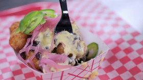 Diners Drive-Ins and Dives S43E11 Stuffed Smoked and Wrapped 1080p WEB h264-CAFFEiNE EZTV