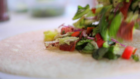 Diners Drive-Ins and Dives S44E07 1080p WEB h264-REALiTYTV EZTV