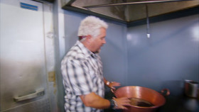 Diners Drive-Ins and Dives S45E08 1080p HEVC x265-MeGusta EZTV