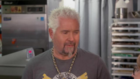 Diners Drive-Ins and Dives S45E12 XviD-AFG EZTV