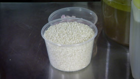 Diners Drive-Ins and Dives S46E11 1080p HEVC x265-MeGusta EZTV