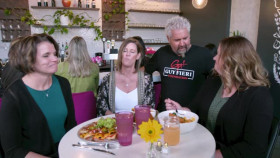 Diners Drive-Ins and Dives S47E07 XviD-AFG EZTV