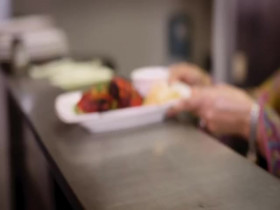 Diners Drive-Ins and Dives S49E05 480p x264-mSD EZTV