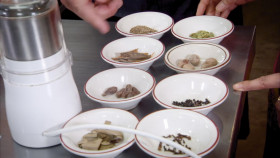 Diners Drive-Ins and Dives S49E05 720p HEVC x265-MeGusta EZTV