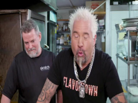 Diners Drive-Ins and Dives S49E08 480p x264-mSD EZTV